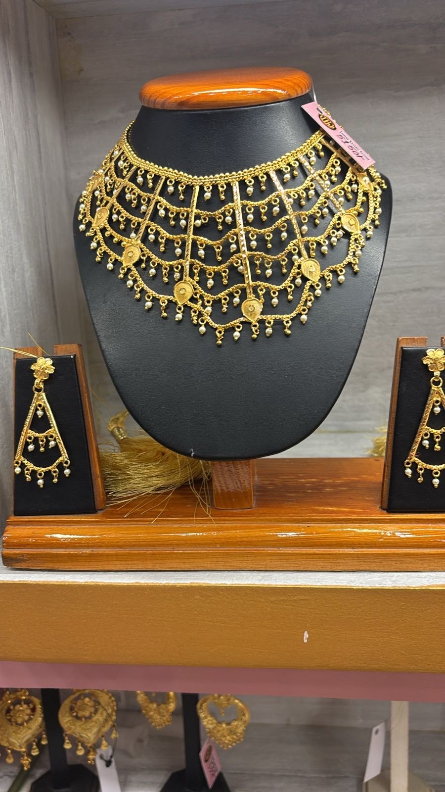 Layered Pearl Drop Necklace Set