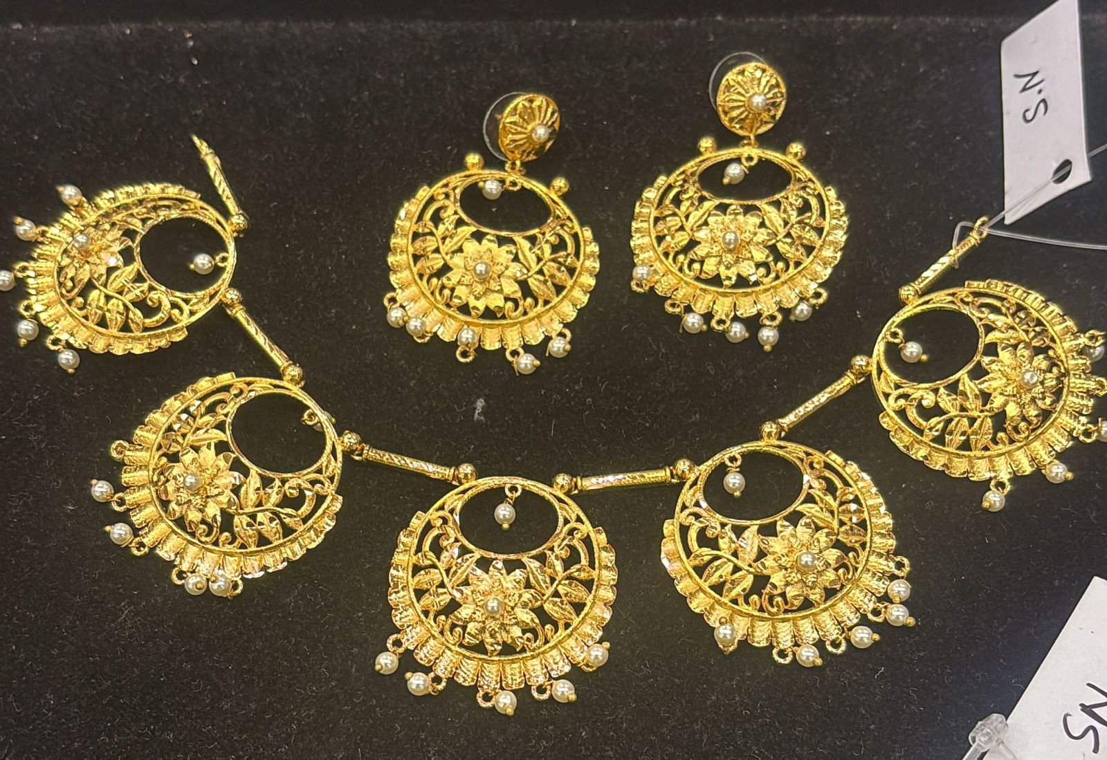 Traditional Chandbali Jewelry Set